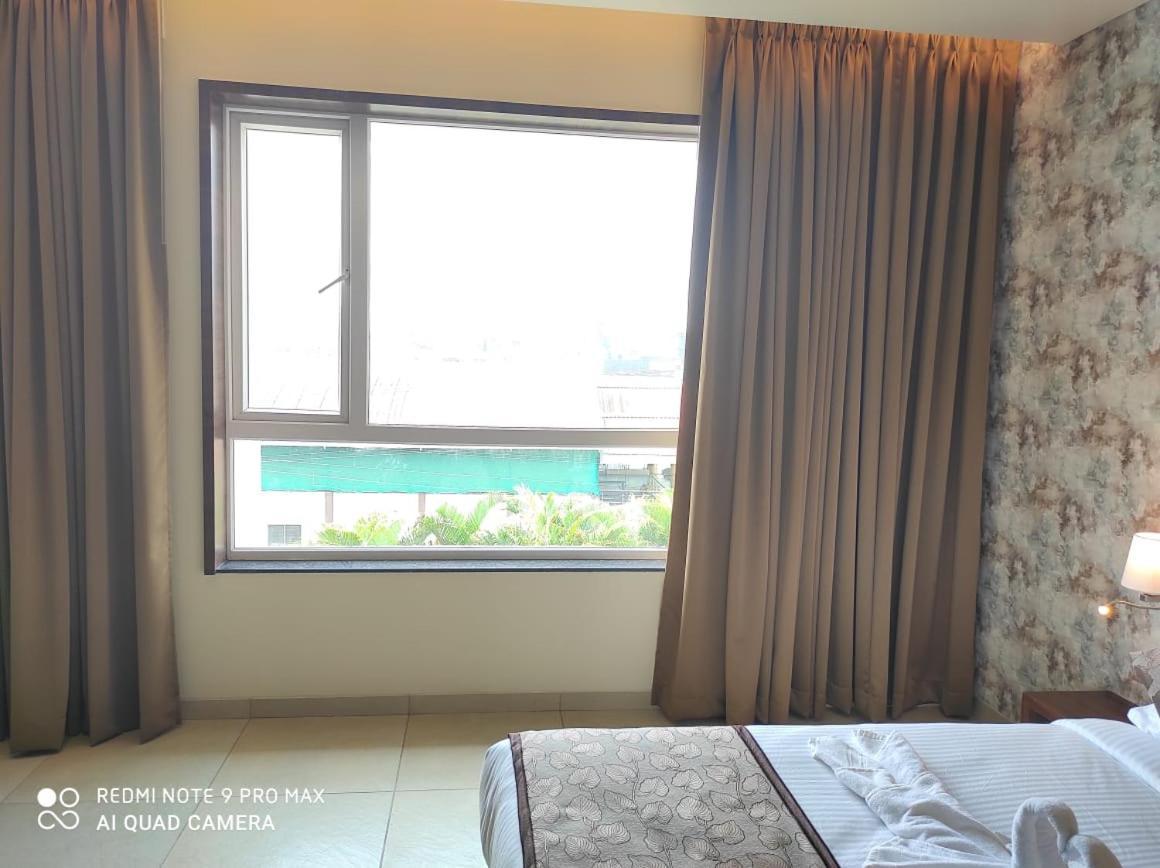 Hotel Shlok  Kolhapur Eksteriør bilde