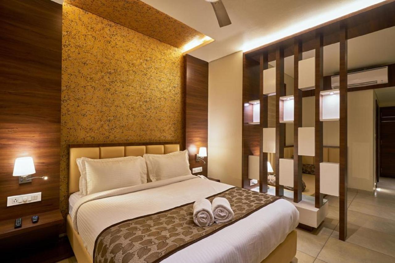 Hotel Shlok  Kolhapur Eksteriør bilde