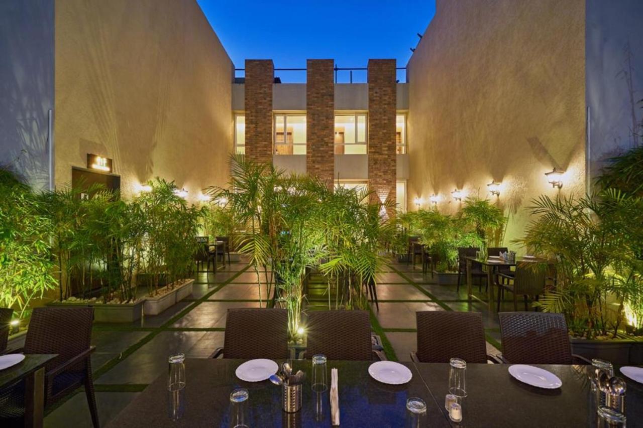 Hotel Shlok  Kolhapur Eksteriør bilde
