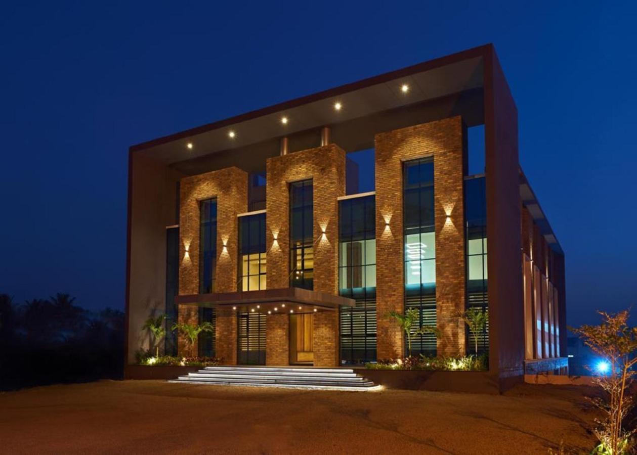 Hotel Shlok  Kolhapur Eksteriør bilde
